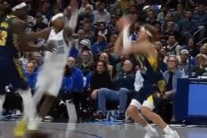 不止是扣篮王!麦克朗外线张弓搭箭飚进三分还有加罚 完成打4分